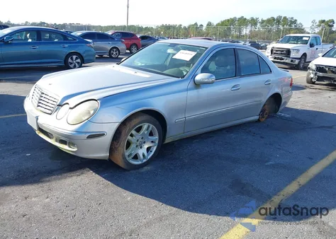 2003 Mercedes-Benz E 500 z USA, uszkodzony, nr VIN WDBUF70J03A278136